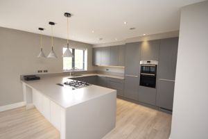 Kitchen- click for photo gallery